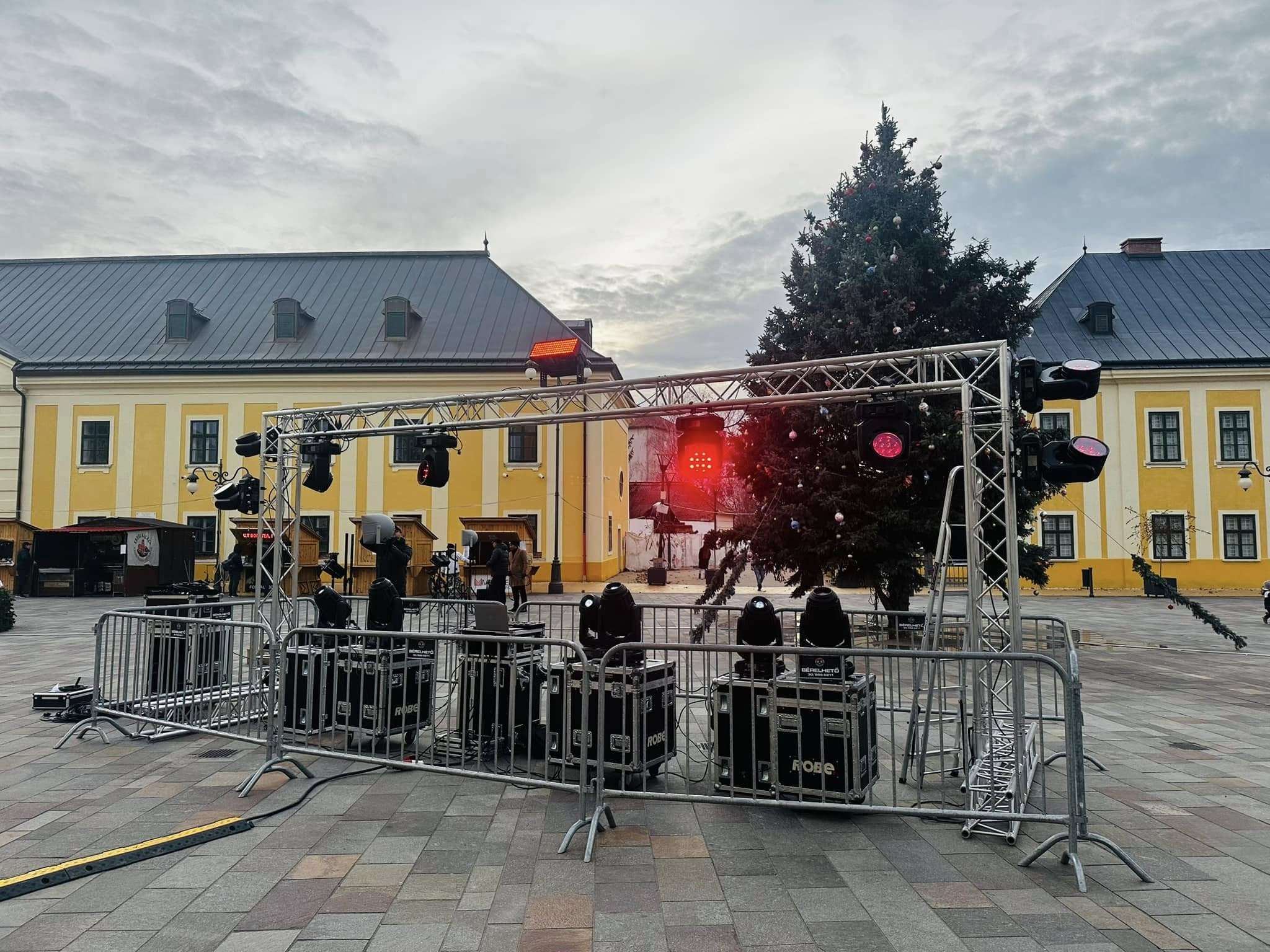 Hang Around Kft. Sátor bérlés